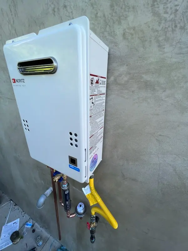 Tankless water heater installation for Land Park homes